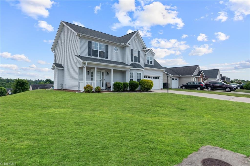 1001 Tesh Court High Point, NC 27265 - Photo 3 of 28 Gallery Image 3