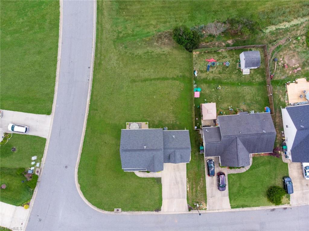 1001 Tesh Court High Point, NC 27265 - Photo 23 of 28 Gallery Image 23
