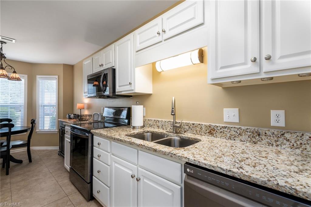 1001 Tesh Court High Point, NC 27265 - Photo 8 of 28 Gallery Image 8