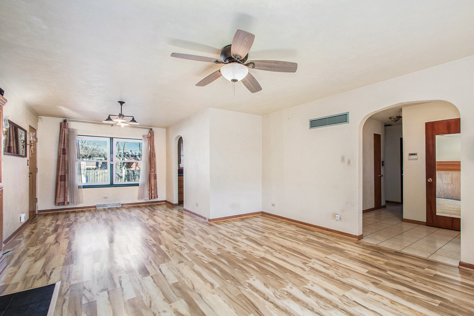 2444 187th Street Lansing, IL 60438 - Photo 6 of 16