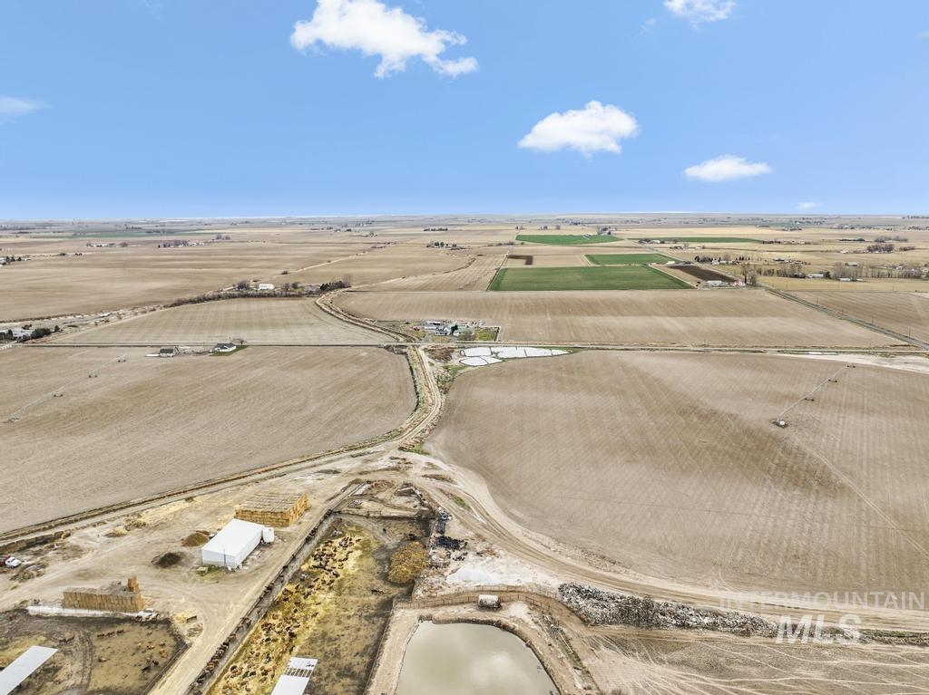 3900 North (77 /- Acres) Filer, ID 83328 - Photo 28 of 30 Aerial view of sparsely populated area with abundant farmland