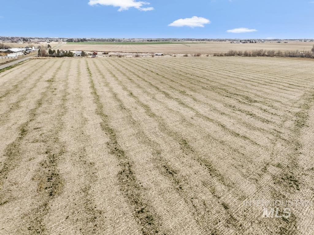 3900 North (77 /- Acres) Filer, ID 83328 - Photo 5 of 30 View of rural area with extensive farmland