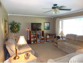 1231 Jackson Boulevard Rochester, IN 46975 - Photo 4 of 16
