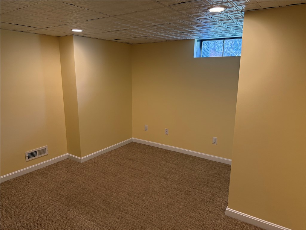 20 Casey Lane Coventry, RI 02816 - Photo 15 of 21