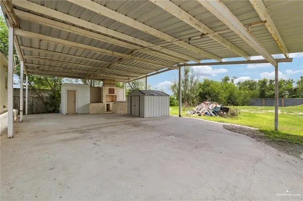 $2,250 | 7809 West Business Highway 83, Mission, TX 78572