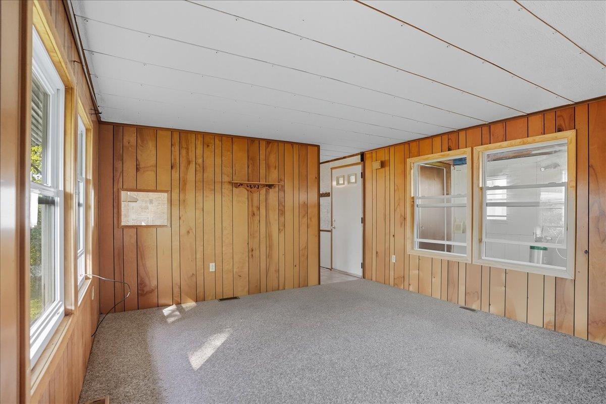 278 Penny Lane Shelburne, VT 05482 - Photo 14 of 32