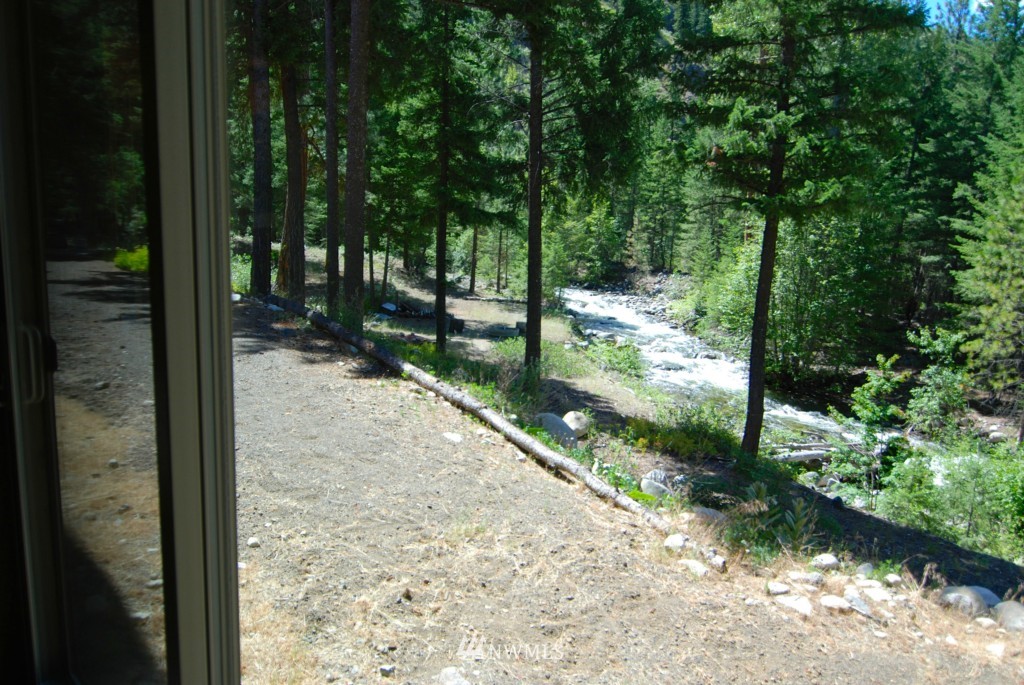 26 East Buttermilk Creek Road Twisp, WA 98856 - Photo 12 of 25 Gallery Image 12