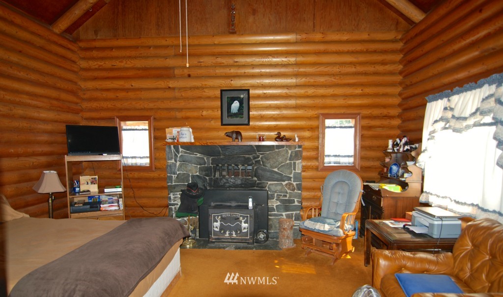 26 East Buttermilk Creek Road Twisp, WA 98856 - Photo 8 of 25 Gallery Image 8