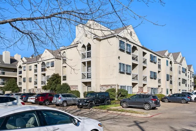 $1,350 | 4800 West Lovers Lane, Unit 518, Dallas, TX 75209