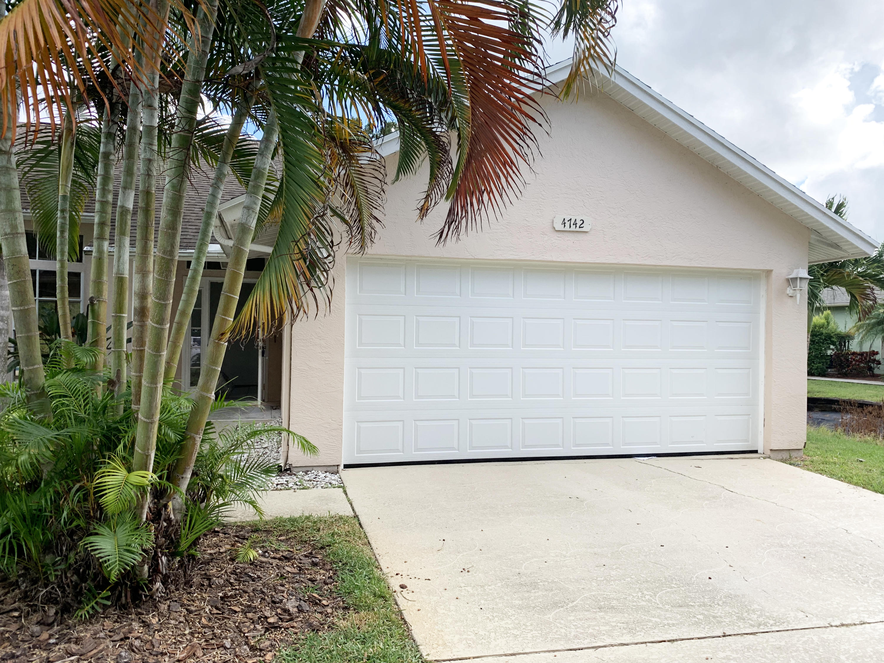 4742 Northwest Ever Road Port St. Lucie, FL 34983 - Photo 2 of 21 IMG_7043