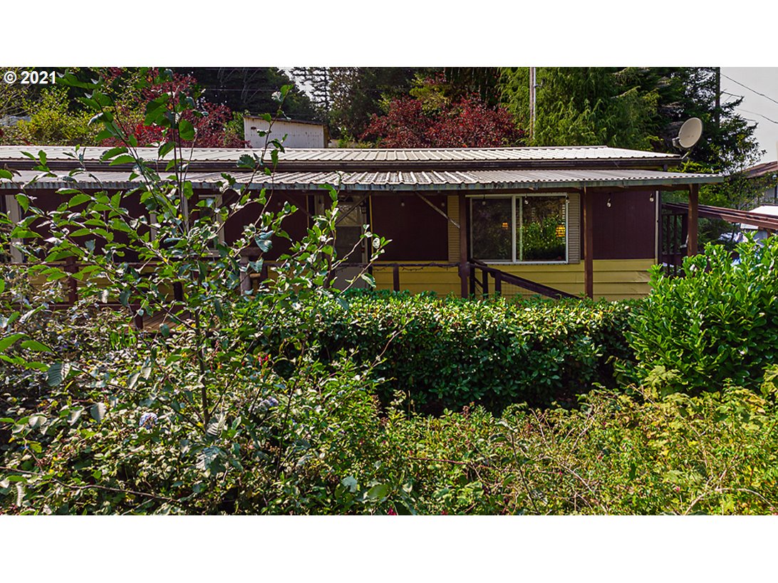 63429 Everett Road Coos Bay, OR 97420 - Photo 1 of 32 Gallery Image 1