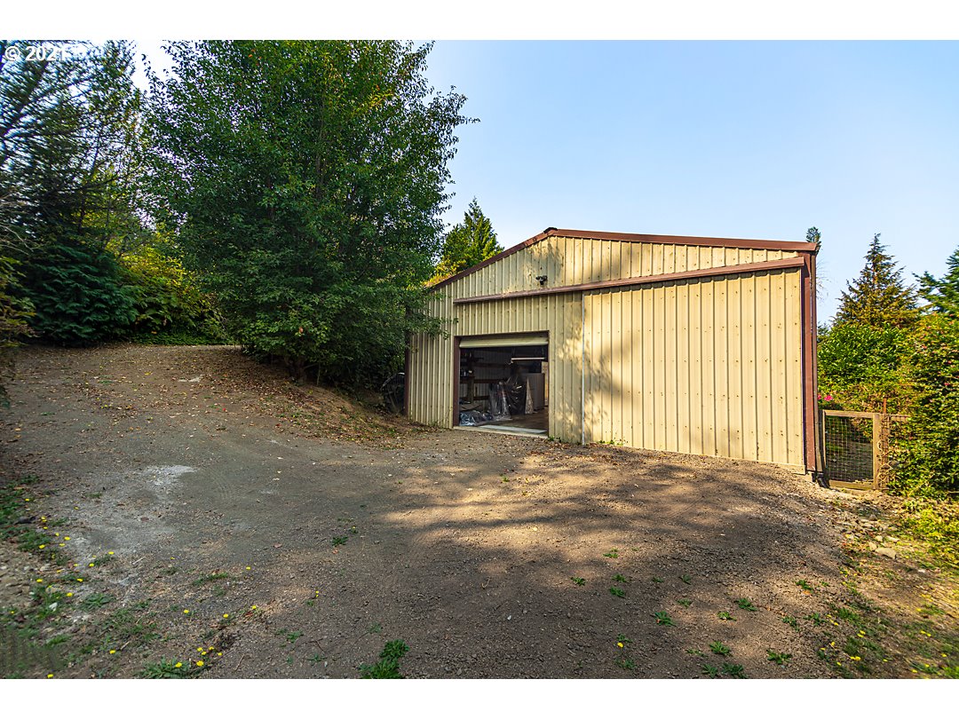 63429 Everett Road Coos Bay, OR 97420 - Photo 22 of 32 Gallery Image 22