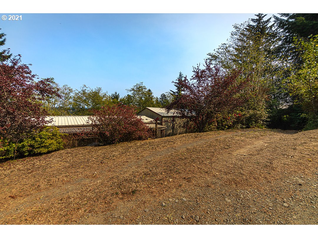 63429 Everett Road Coos Bay, OR 97420 - Photo 23 of 32 Gallery Image 23