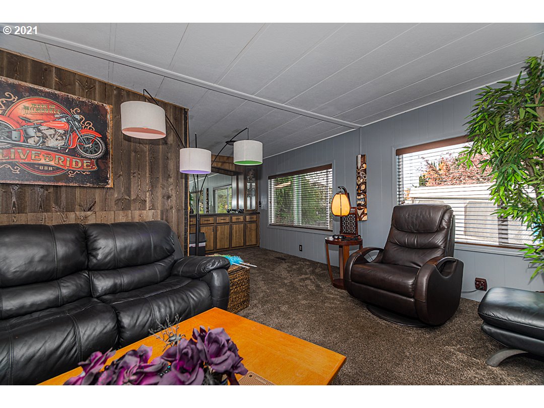 63429 Everett Road Coos Bay, OR 97420 - Photo 10 of 32 Gallery Image 10