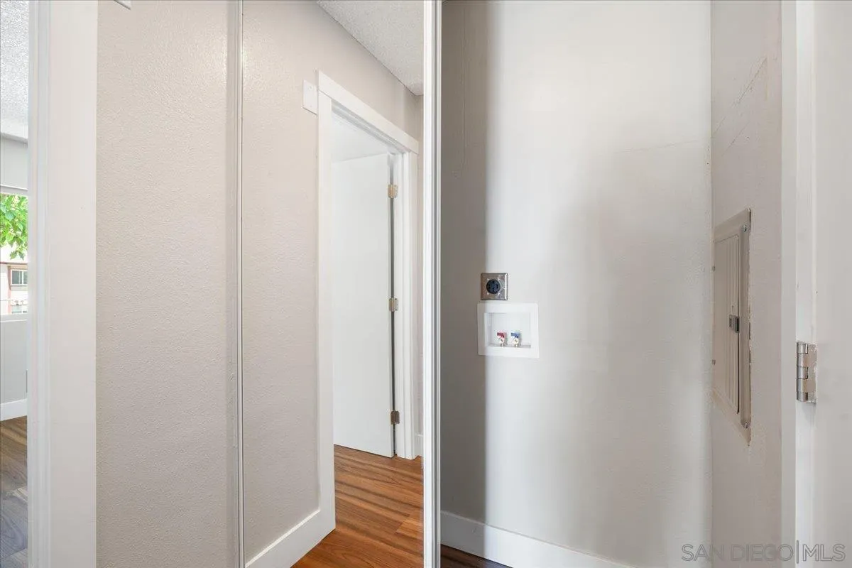 5473 Adobe Falls Road, Unit 9 San Diego, CA 92120 - Photo 8 of 21