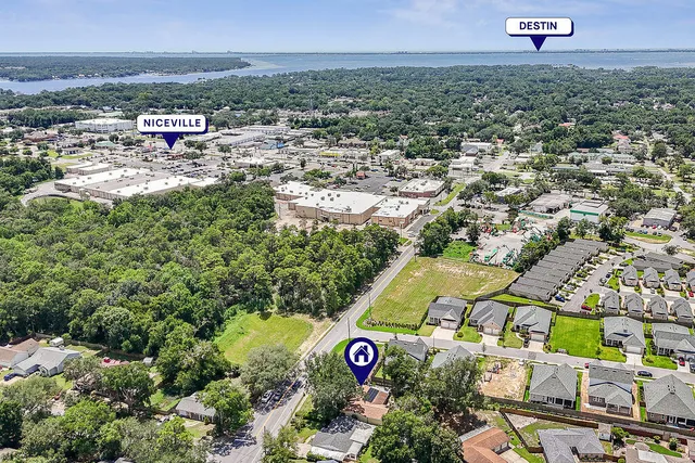 $350,000 | 1045 Juniper Avenue, Niceville, FL 32578