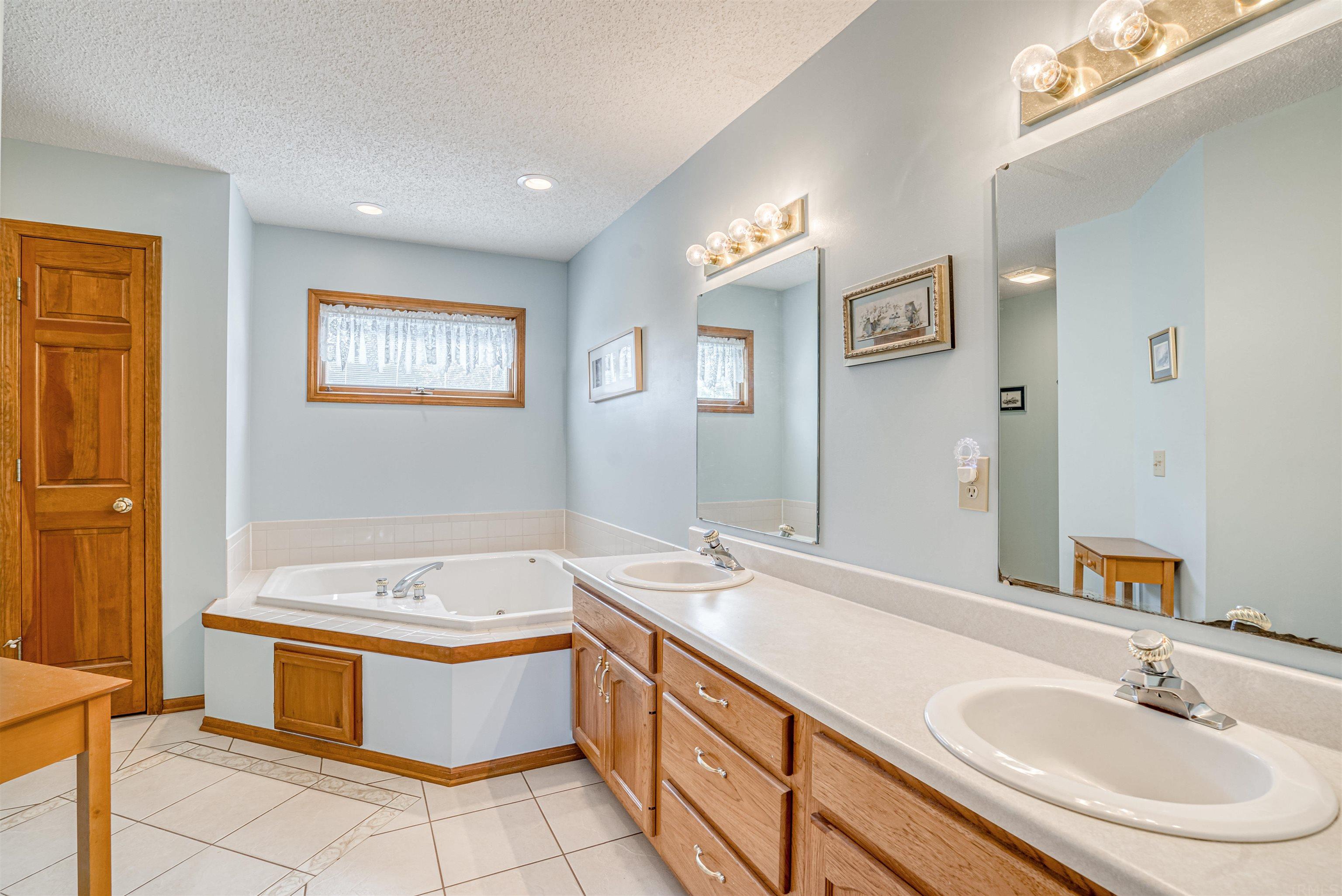 2365 North Rangeline Road Huntington, IN 46750 - Photo 23 of 36 Gallery Image 23
