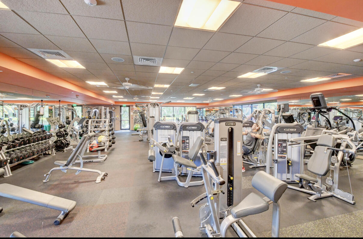 10122 Spyglass Way Boca Raton, FL 33498 - Photo 61 of 65 a view of a room with gym equipment
