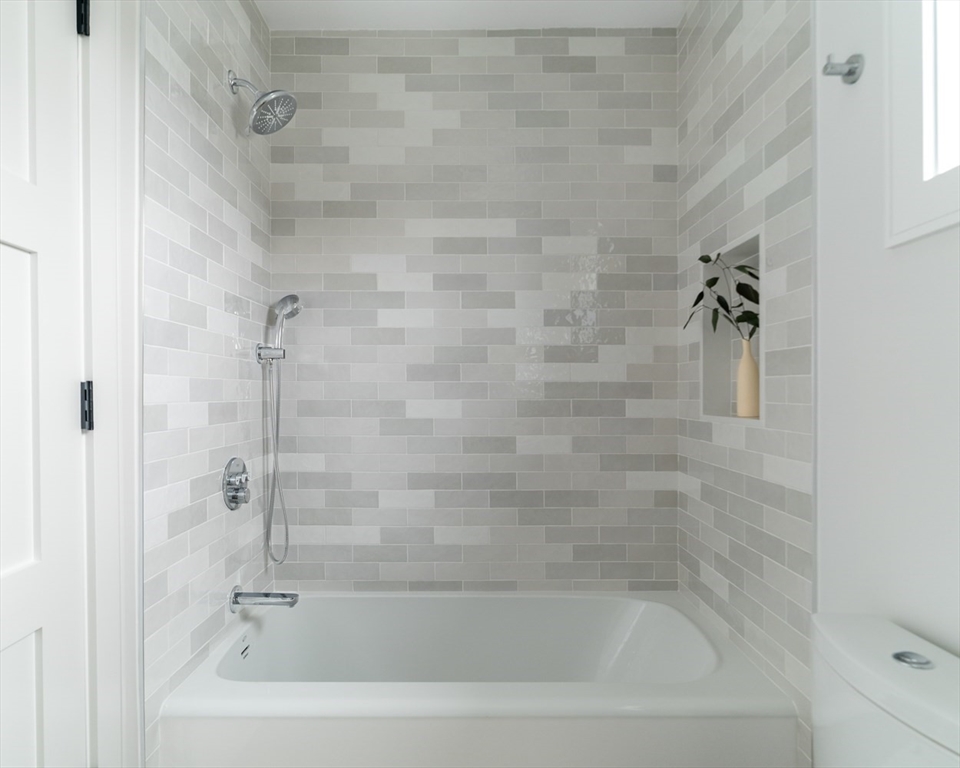 712 Watertown Street, Unit 712 Newton, MA 02460 - Photo 28 of 37