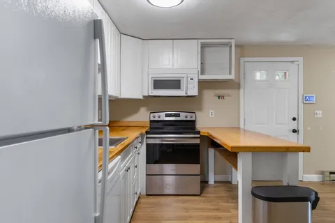 $325,000 | 70 Cape Drive, Unit 8B, Mashpee, MA 02649
