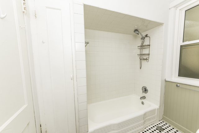 1429 West Rascher Avenue, Unit 2 Chicago, IL 60640 - Photo 13 of 24