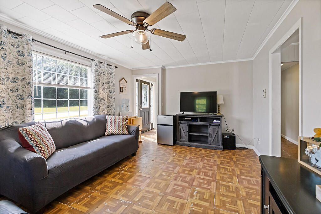 183 Annabessacook Road Monmouth, ME 04265 - Photo 14 of 58 21_BP5A7352_DxO_mls