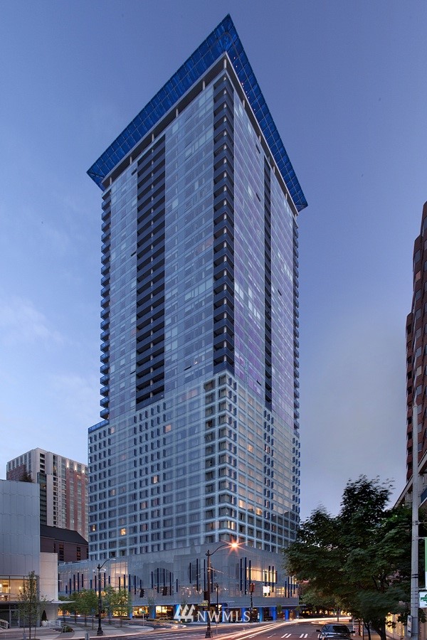 737 Olive Way, Unit 2709 Seattle, WA 98101 - Photo 1 of 1