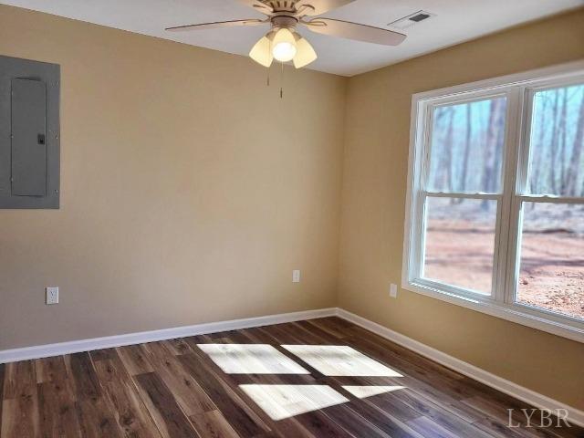 2329 Stonewall Road Concord, VA 24538 - Photo 7 of 15 a view of an empty room and window
