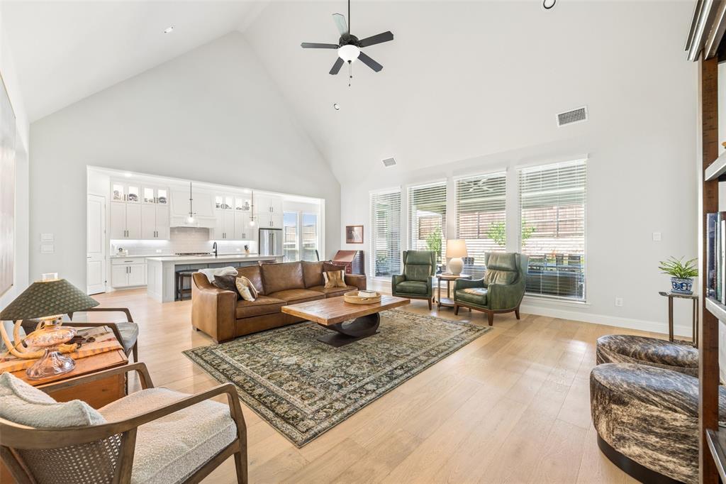 1806 Farmstead Road Mansfield, TX 76063 - Photo 18 of 40 Gallery Image 18
