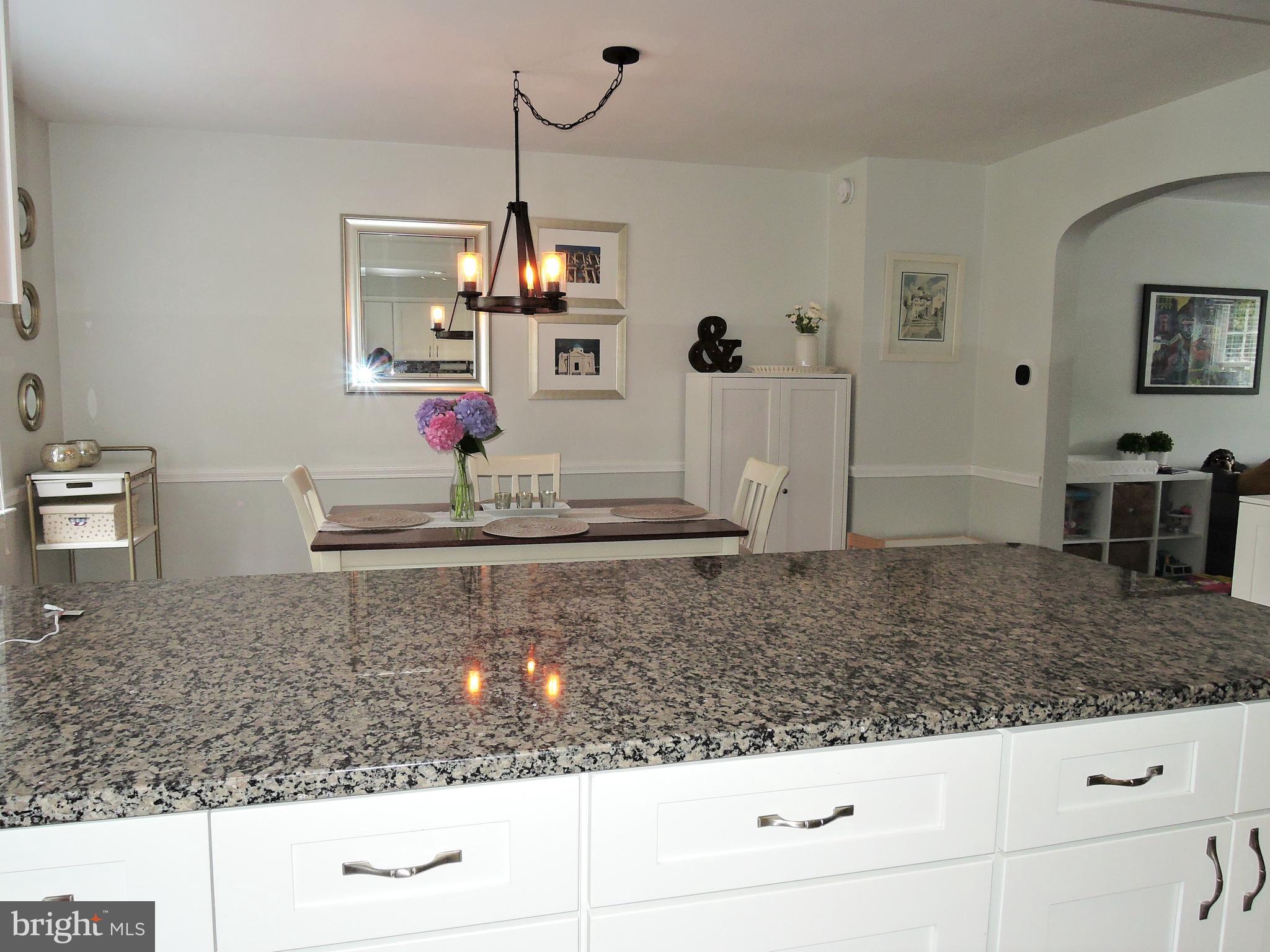 7136 Heathfield Road Baltimore, MD 21212 - Photo 14 of 44 Kitchen open to dining area