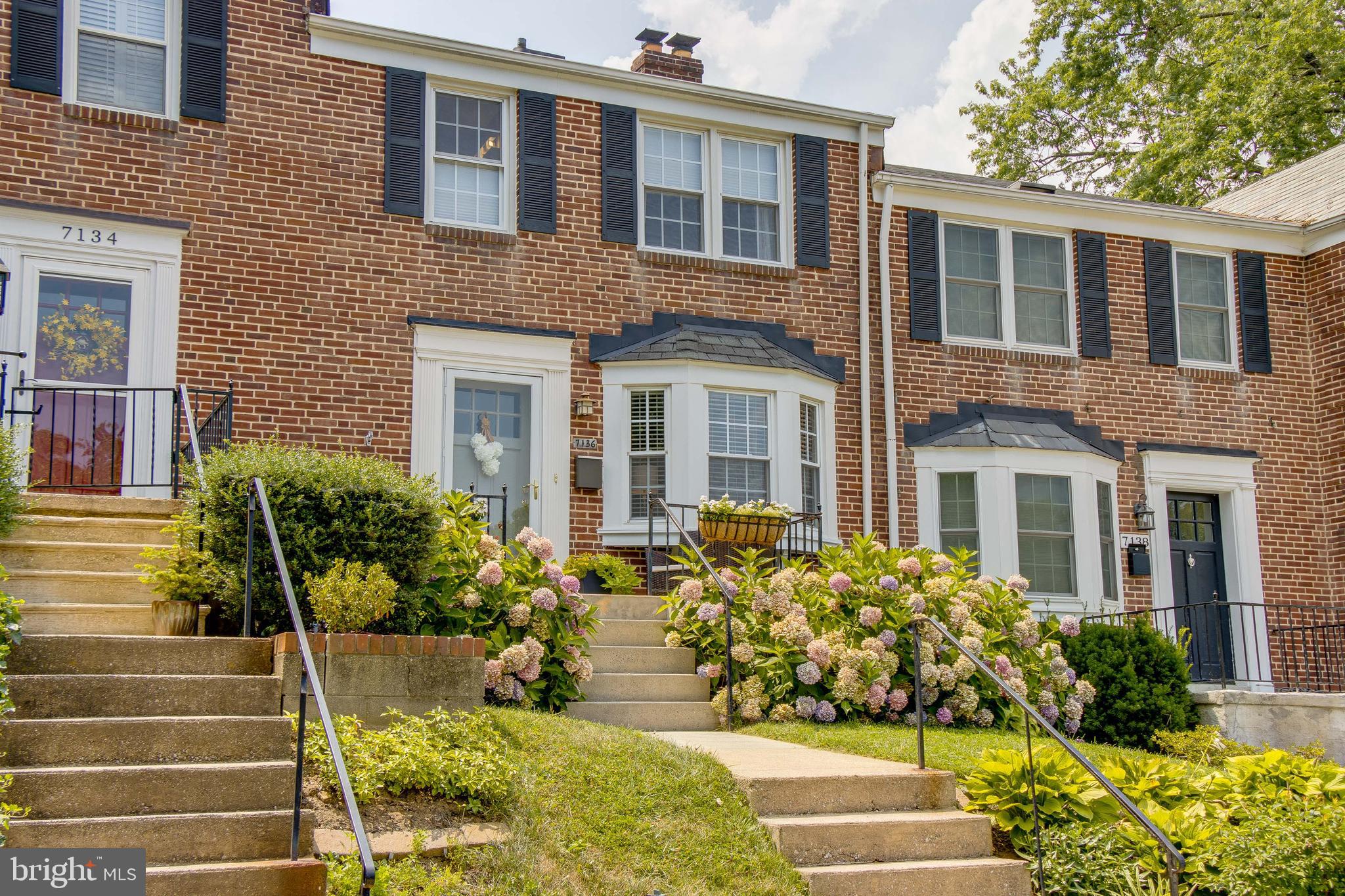7136 Heathfield Road Baltimore, MD 21212 - Photo 3 of 44 Wonderful "curb appeal"