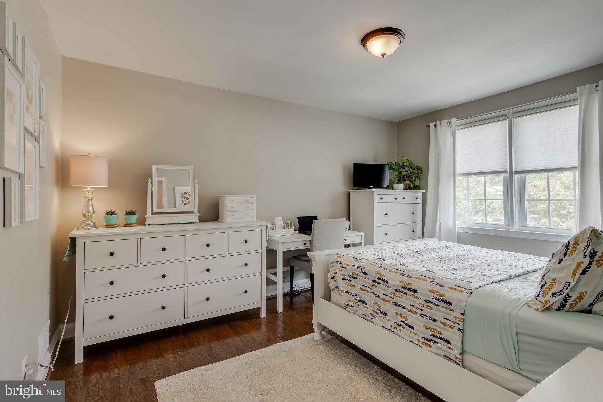 7136 Heathfield Road Baltimore, MD 21212 - Photo 21 of 44 Primary bedroom