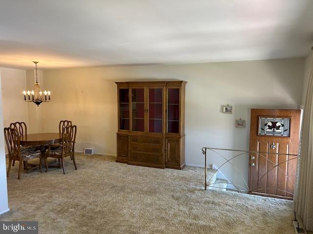 10219 West Keswick Road Philadelphia, PA 19114 - Photo 3 of 12 Gallery Image 3