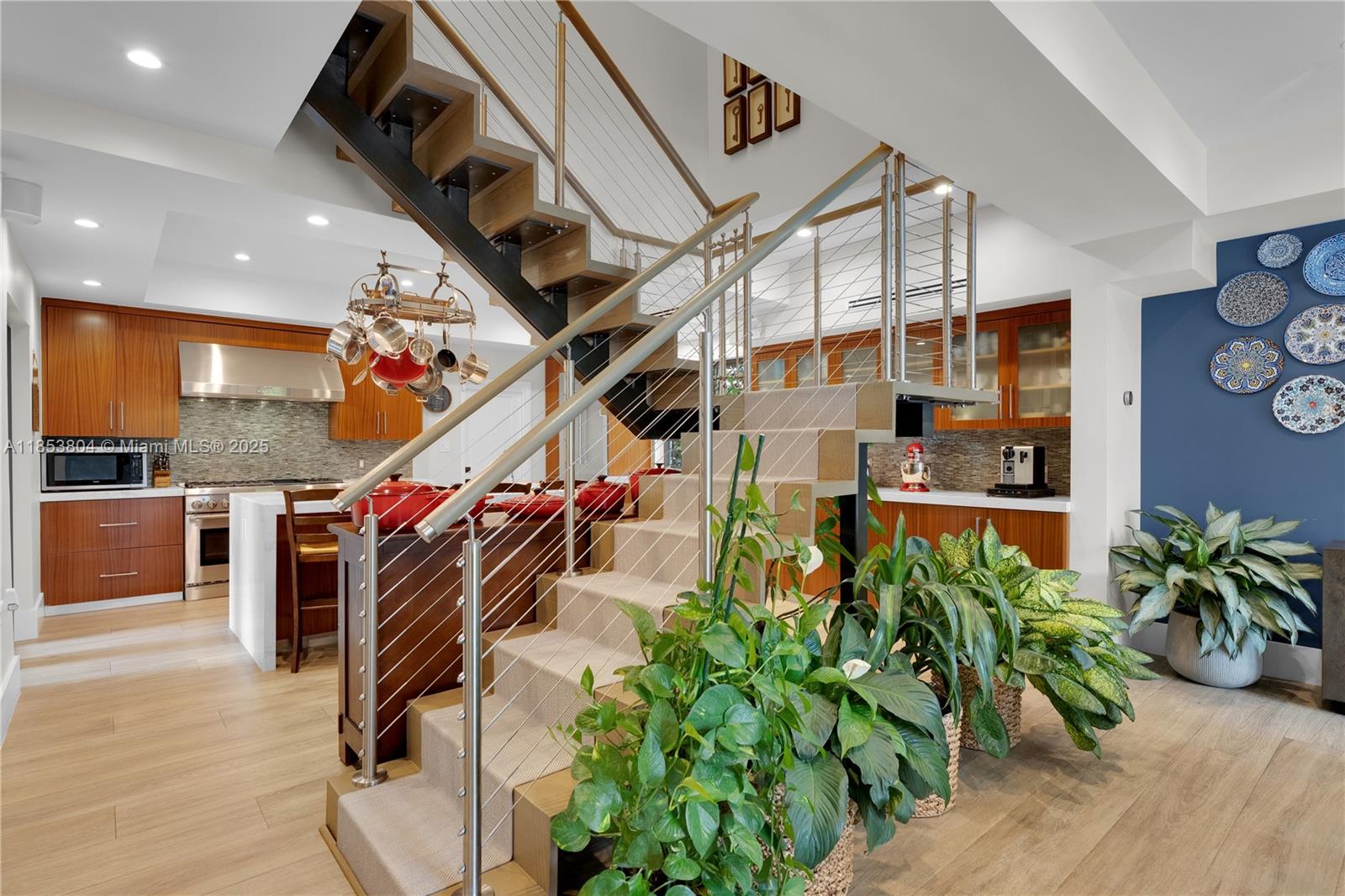 4475 Meridian Avenue Miami Beach, FL 33140 - Photo 18 of 80