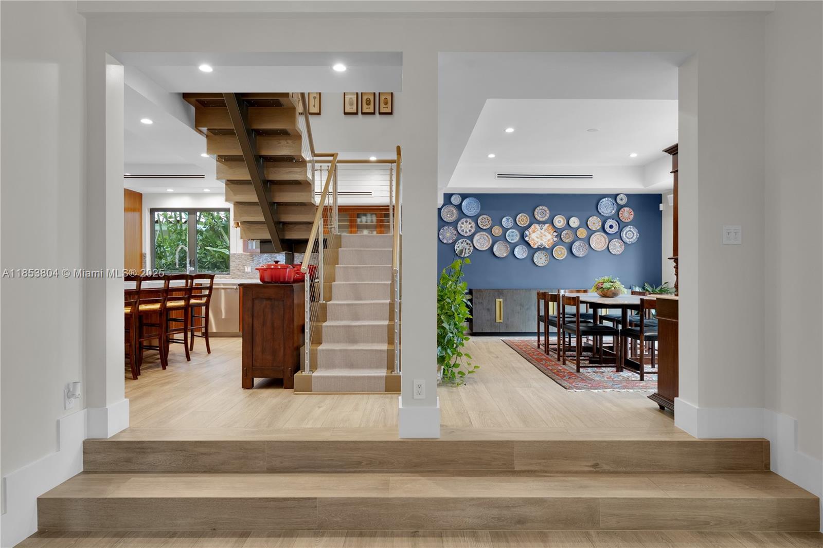 4475 Meridian Avenue Miami Beach, FL 33140 - Photo 20 of 80