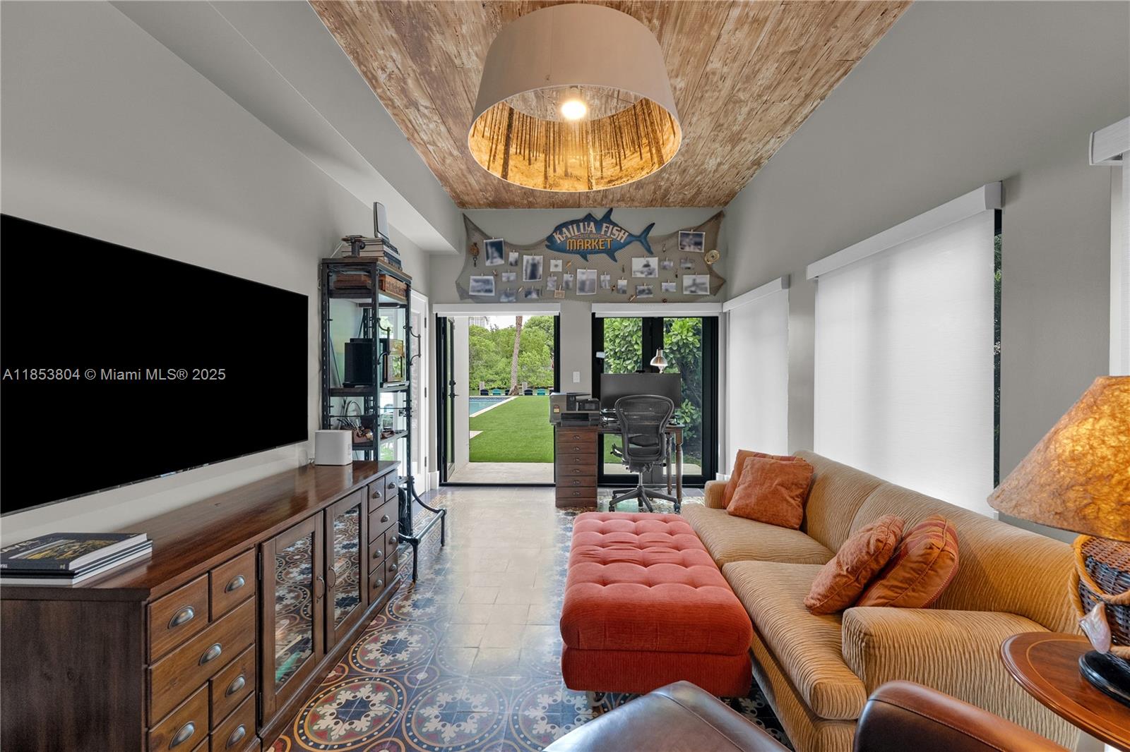 4475 Meridian Avenue Miami Beach, FL 33140 - Photo 28 of 80