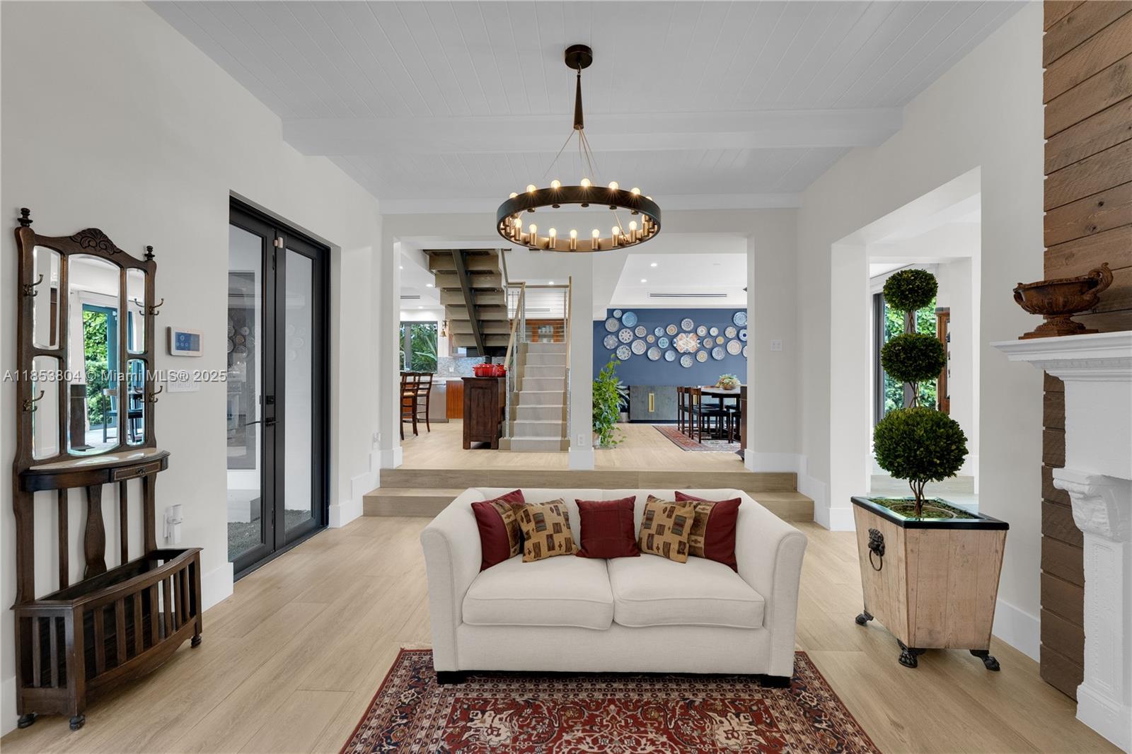 4475 Meridian Avenue Miami Beach, FL 33140 - Photo 4 of 80