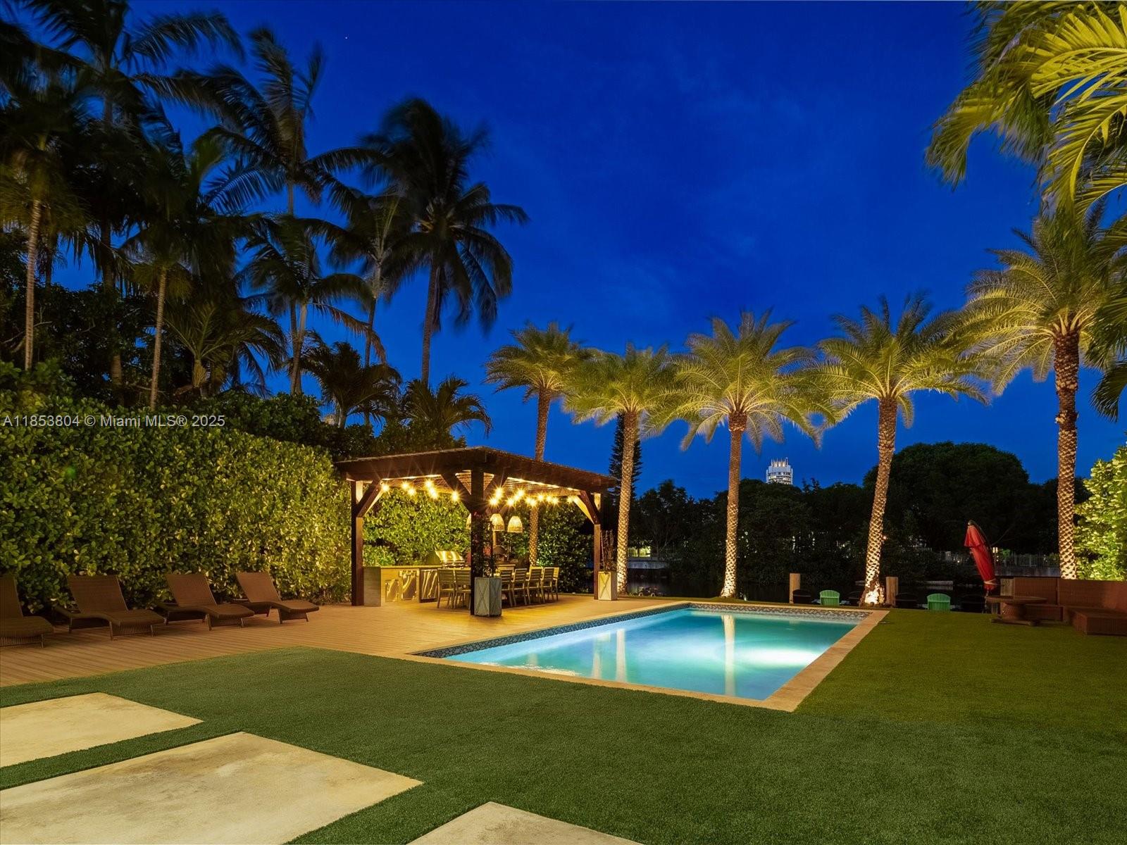 4475 Meridian Avenue Miami Beach, FL 33140 - Photo 50 of 80