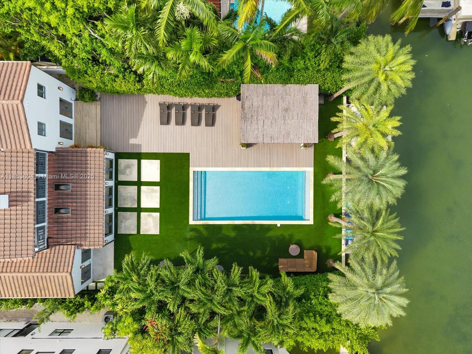 4475 Meridian Avenue Miami Beach, FL 33140 - Photo 67 of 80