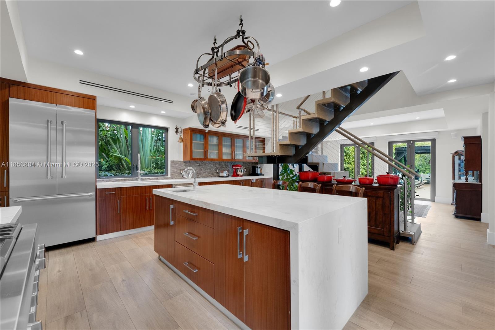 4475 Meridian Avenue Miami Beach, FL 33140 - Photo 9 of 80