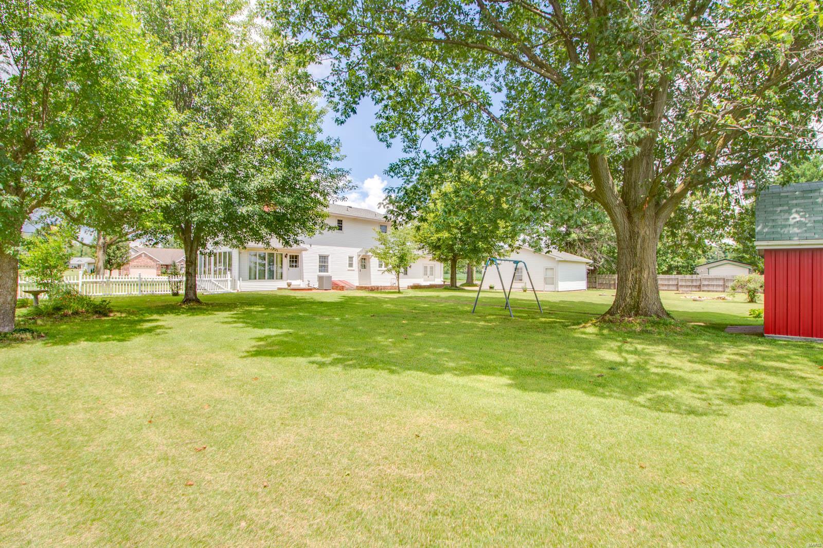 3908 McCoy Road Bethalto, IL 62010 - Photo 12 of 51