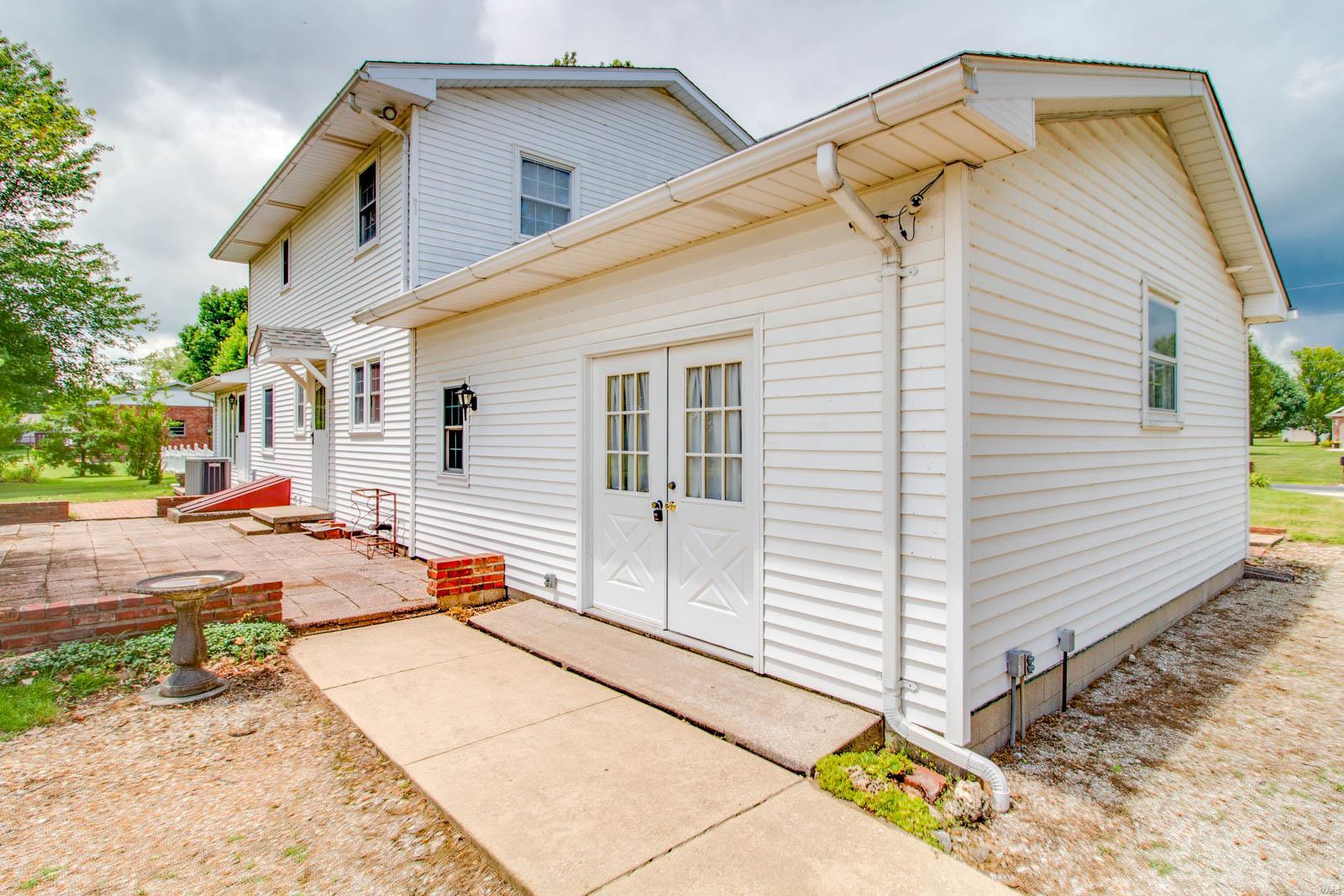 3908 McCoy Road Bethalto, IL 62010 - Photo 17 of 51