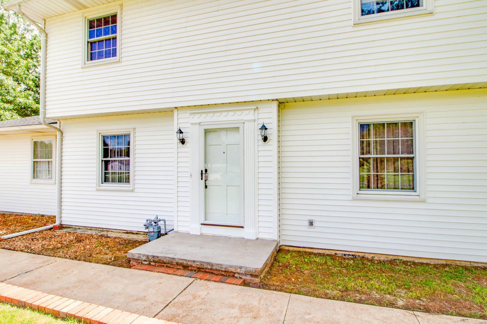 3908 McCoy Road Bethalto, IL 62010 - Photo 6 of 51