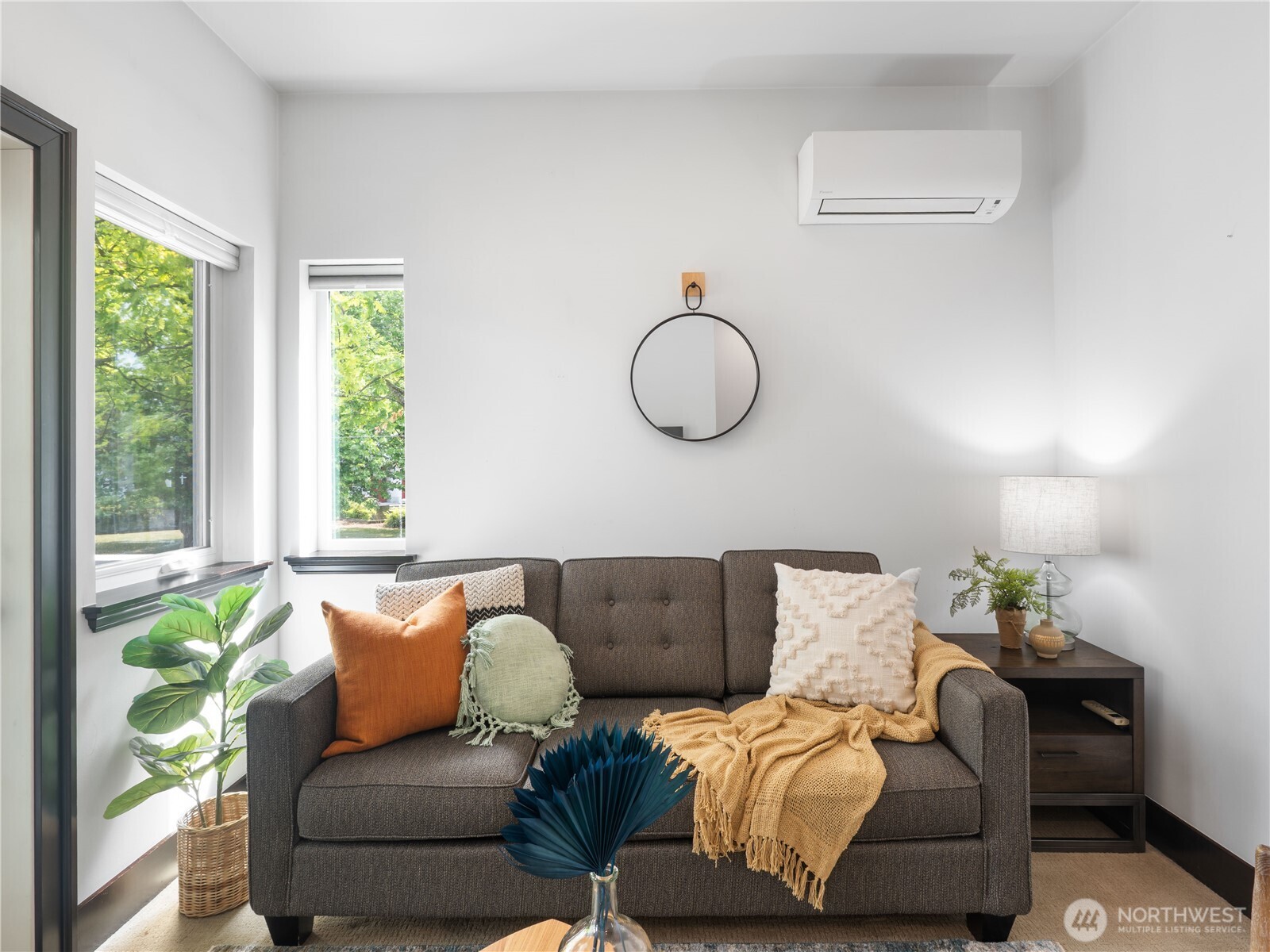 2019 Cornwall Avenue Bellingham, WA 98225 - Photo 8 of 40 a living room with furniture and a window