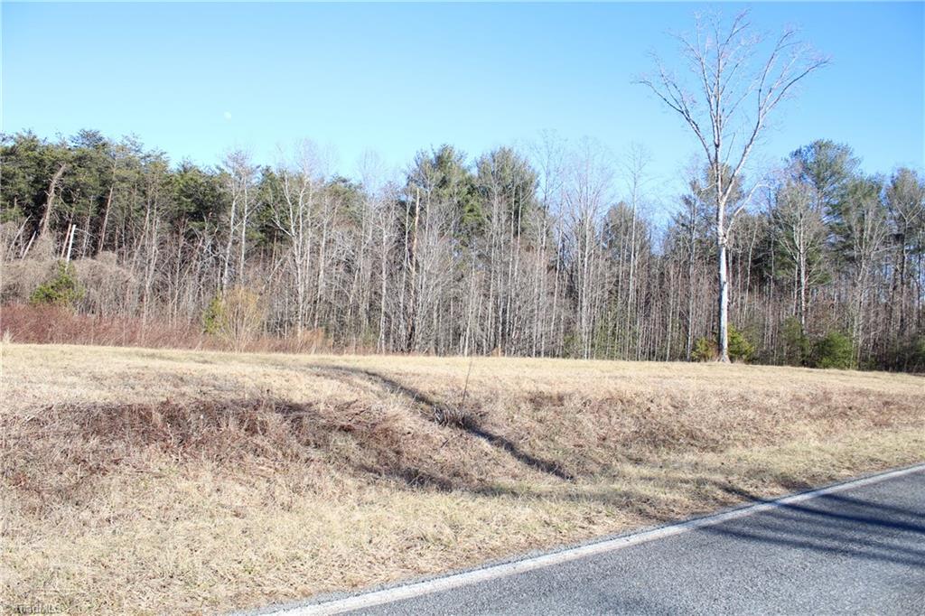 4270 South Center Church Road Thurmond, NC 28683 - Photo 2 of 2