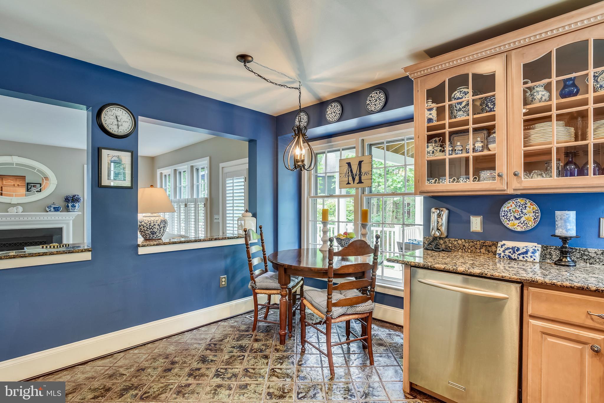 11629 Springhouse Place Reston, VA 20194 - Photo 19 of 68 Breakfast Nook