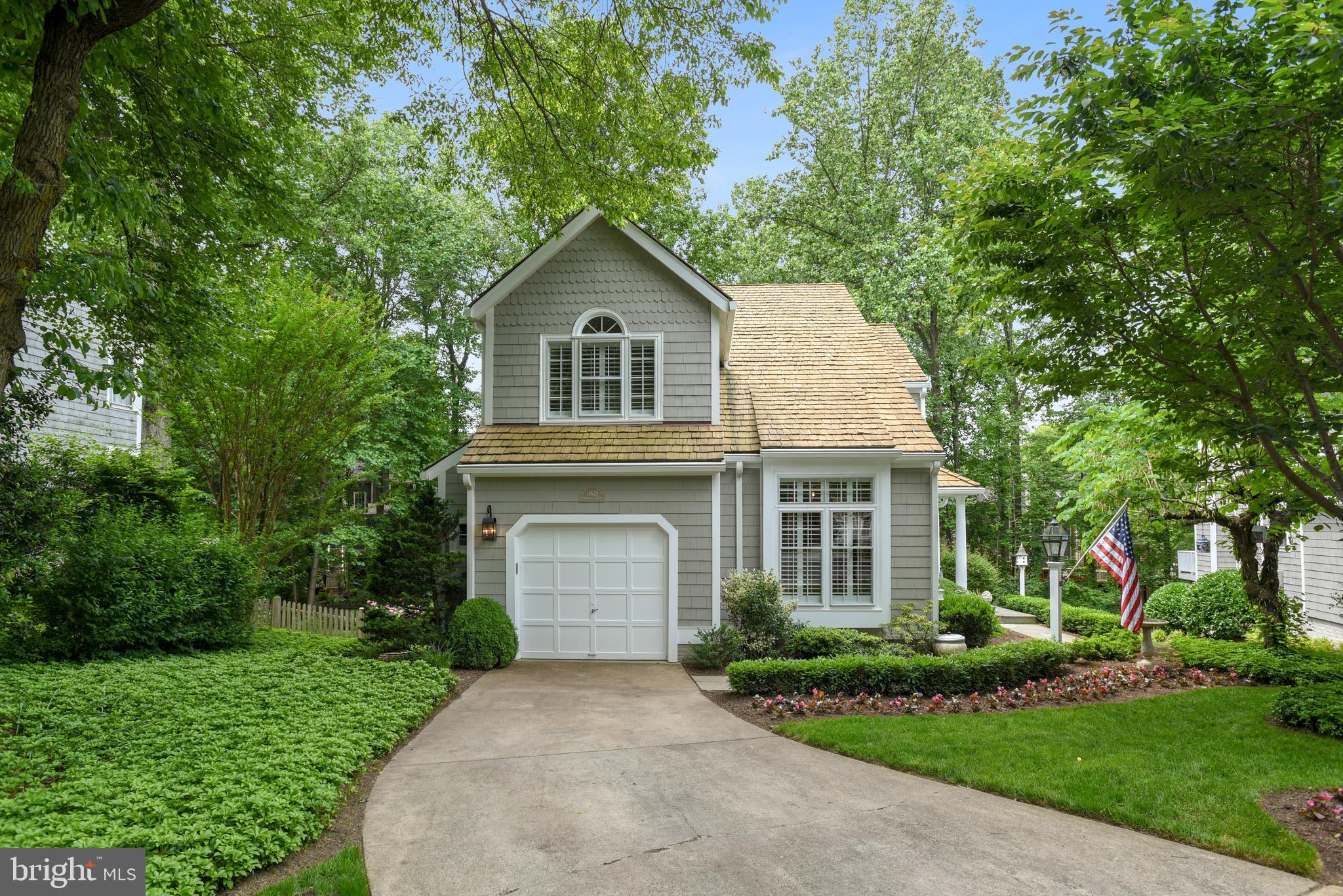 11629 Springhouse Place Reston, VA 20194 - Photo 3 of 68 Gallery Image 3