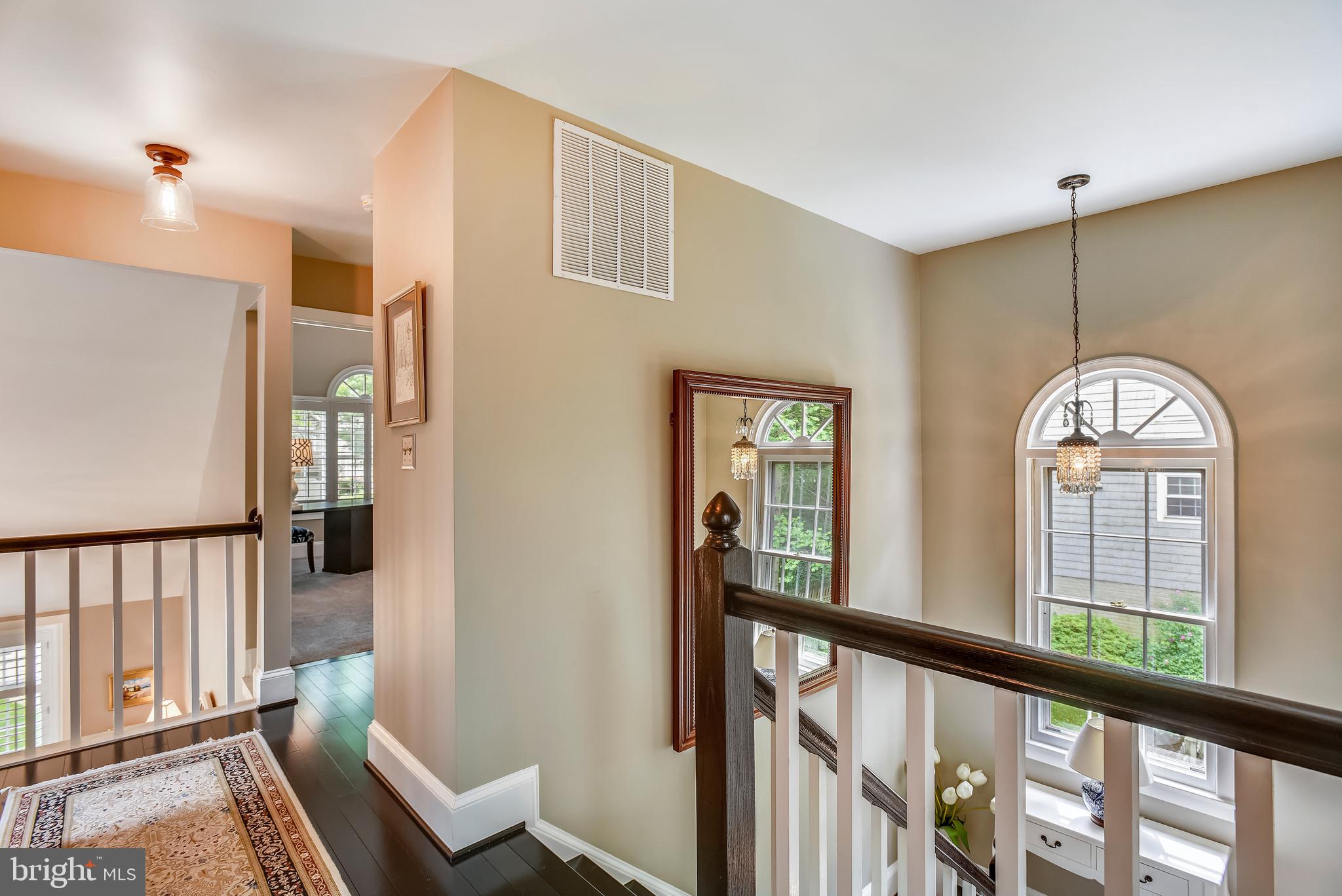 11629 Springhouse Place Reston, VA 20194 - Photo 23 of 68 Upper Level Hallway