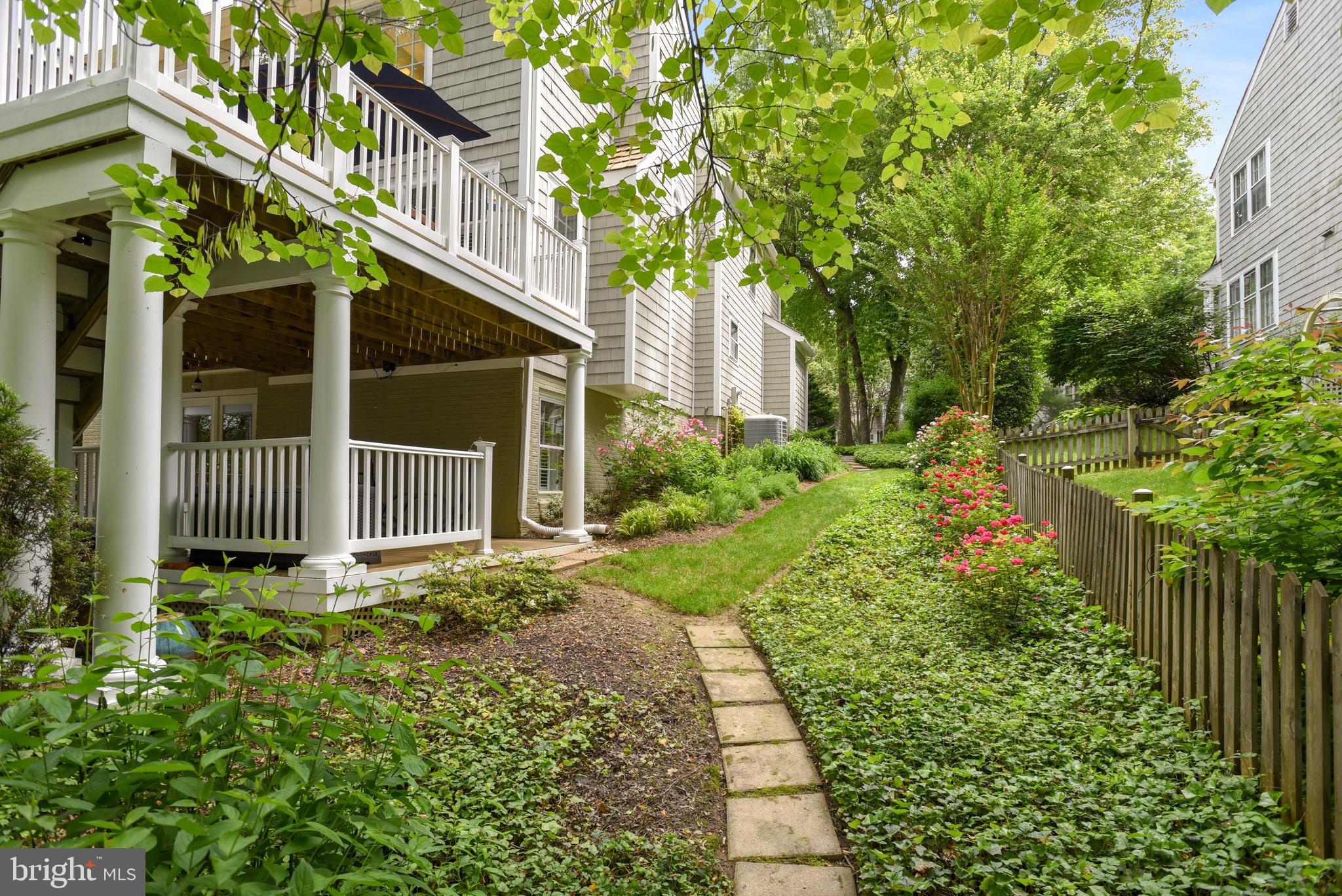 11629 Springhouse Place Reston, VA 20194 - Photo 48 of 68 Gallery Image 48