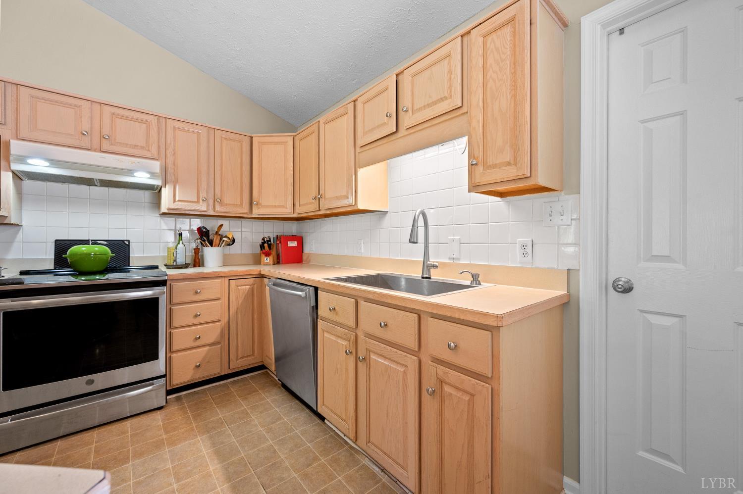 2009 Weatherhill Road Forest, VA 24551 - Photo 10 of 55